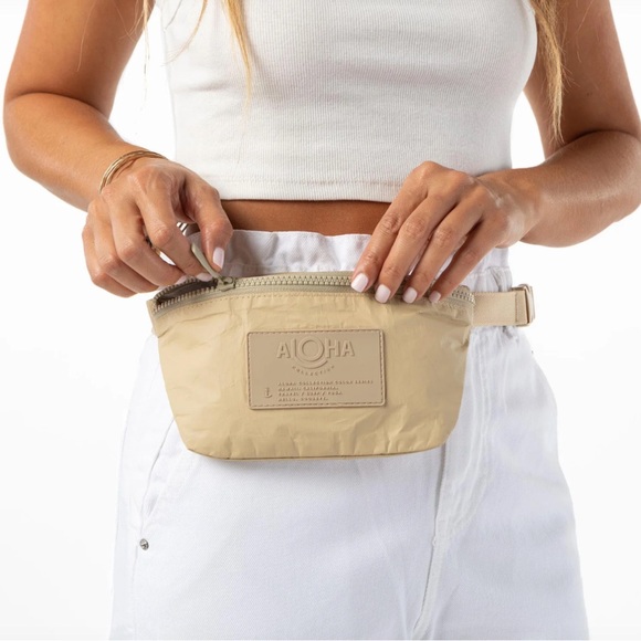 Aloha Collection Mini Hip Pack - Picture 3 of 8
